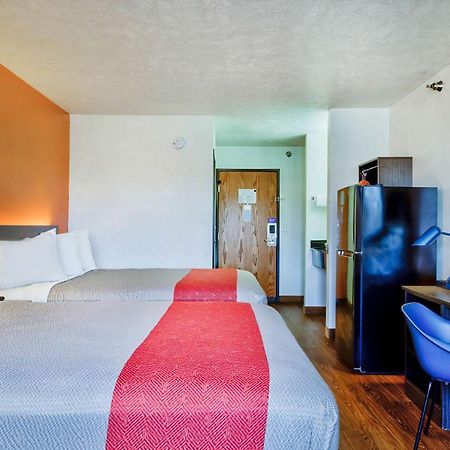 Motel 6-Percival, Ia Council Bluffs Exterior photo