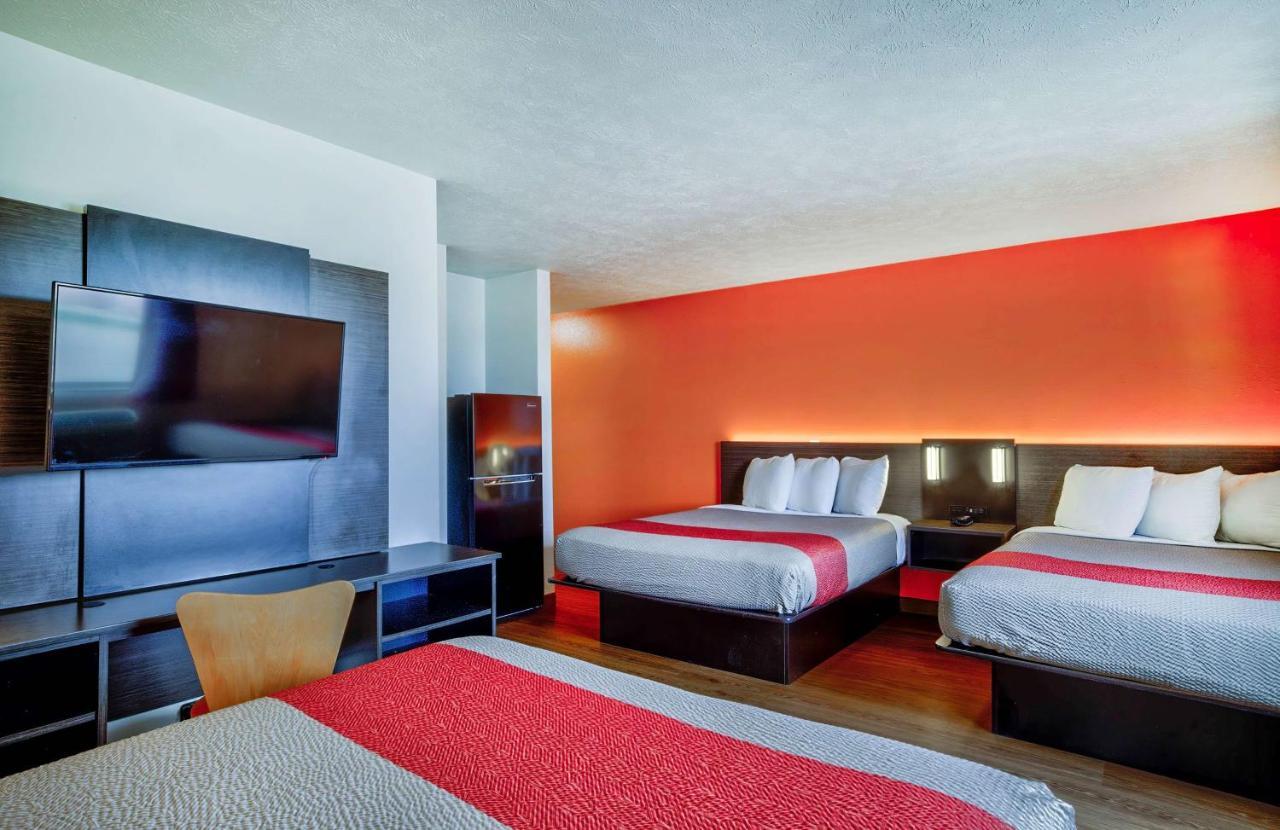 Motel 6-Percival, Ia Council Bluffs Exterior photo