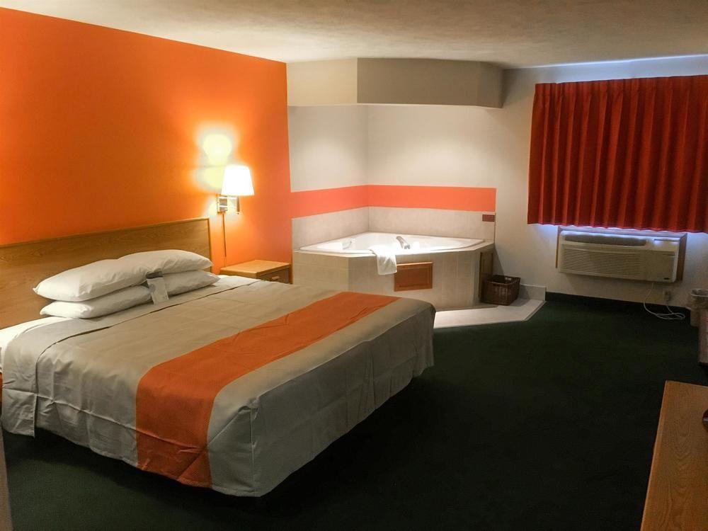 Motel 6-Percival, Ia Council Bluffs Exterior photo